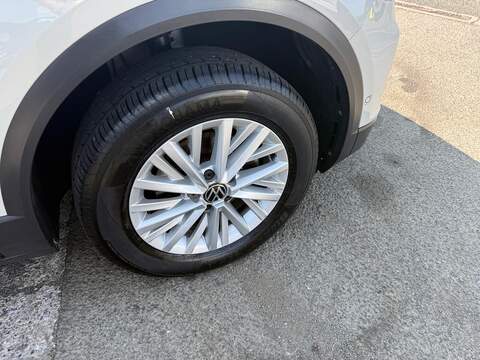 Volkswagen T-Roc 1.5 TSI Life Euro 6 (s/s) 5dr - U80609