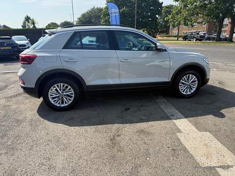 Volkswagen T-Roc 1.5 TSI Life Euro 6 (s/s) 5dr - U80609