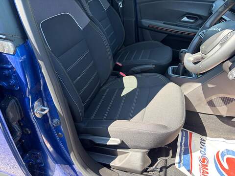 Dacia Sandero Stepway 1.0 TCe Expression Euro 6 (s/s) 5dr - U80610