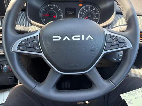 Dacia Sandero Stepway 1.0 TCe Expression Euro 6 (s/s) 5dr - U80610