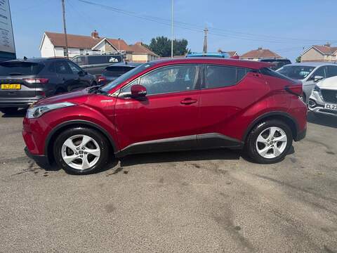 Toyota C-HR 1.8 VVT-h Icon SUV 5dr Petrol Hybrid CVT Euro 6 (s/s) (122 ps) - U80612