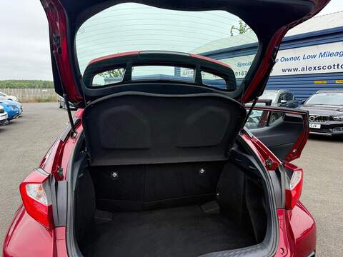 Toyota C-HR 1.8 VVT-h Icon SUV 5dr Petrol Hybrid CVT Euro 6 (s/s) (122 ps) - U80612