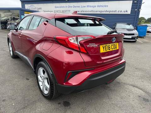 Toyota C-HR 1.8 VVT-h Icon SUV 5dr Petrol Hybrid CVT Euro 6 (s/s) (122 ps) - U80612