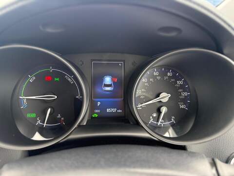 Toyota C-HR 1.8 VVT-h Icon SUV 5dr Petrol Hybrid CVT Euro 6 (s/s) (122 ps) - U80612
