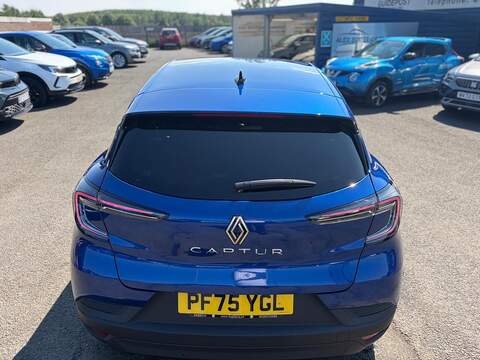 Renault Captur 1.2 TCe evolution Euro 6 (s/s) 5dr - U80613
