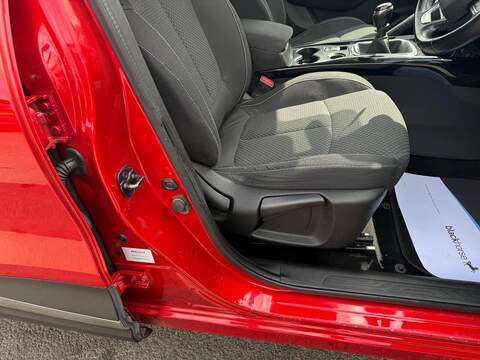 Renault Kadjar 1.5 dCi Dynamique Nav SUV 5dr Diesel Manual Euro 6 (s/s) (110 ps) - U80621