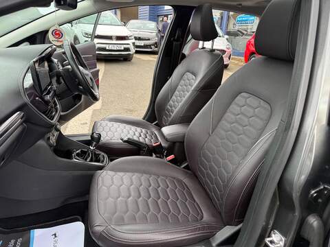 Ford Fiesta TDCi Vignale Hatchback 1.5 Manual Diesel - U80622