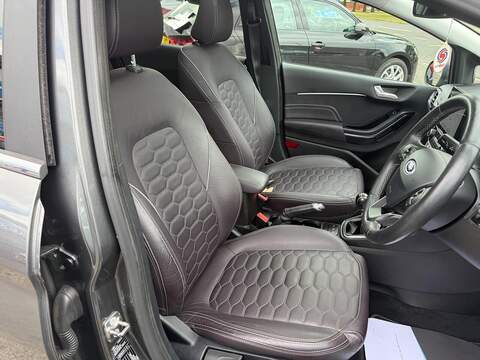 Ford Fiesta TDCi Vignale Hatchback 1.5 Manual Diesel - U80622