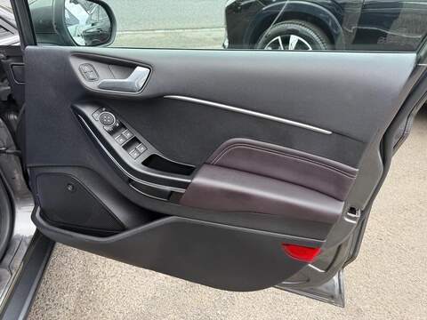 Ford Fiesta TDCi Vignale Hatchback 1.5 Manual Diesel - U80622