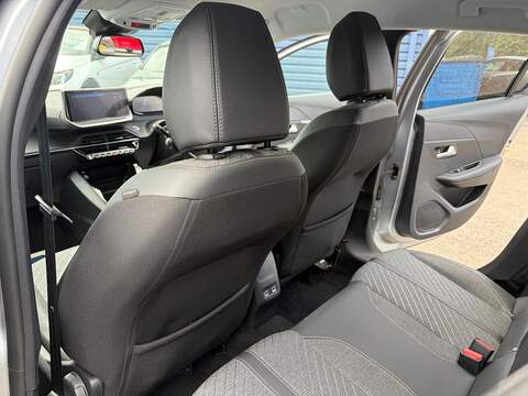 Peugeot 208 1.2 PureTech Allure Euro 6 (s/s) 5dr - U80630