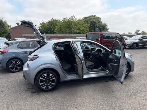 Peugeot 208 1.2 PureTech Allure Euro 6 (s/s) 5dr - U80630