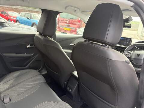 Peugeot 208 1.2 PureTech Allure Euro 6 (s/s) 5dr - U80630