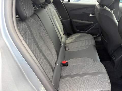 Peugeot 208 1.2 PureTech Allure Euro 6 (s/s) 5dr - U80630