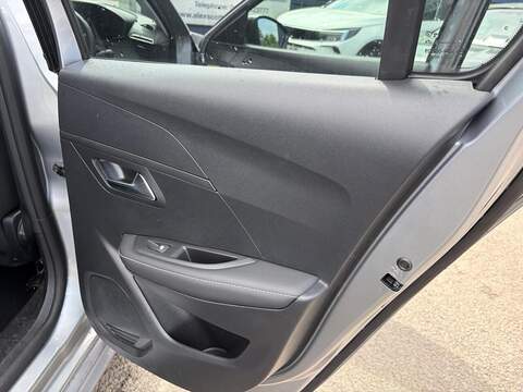 Peugeot 208 1.2 PureTech Allure Euro 6 (s/s) 5dr - U80630