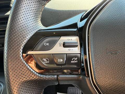 Peugeot e-Rifter 52kWh GT Standard MPV Auto 5dr (11kW Charger) - U80631
