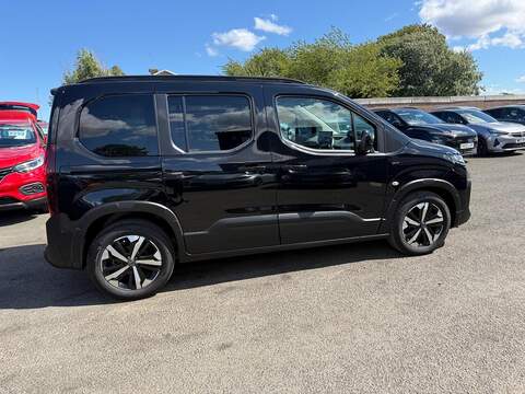Peugeot e-Rifter 52kWh GT Standard MPV Auto 5dr (11kW Charger) - U80631