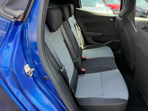 Renault Clio 1.0 TCe evolution Euro 6 (s/s) 5dr - U80633