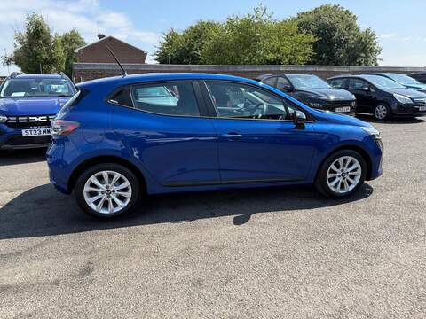 Renault Clio 1.0 TCe evolution Euro 6 (s/s) 5dr - U80633