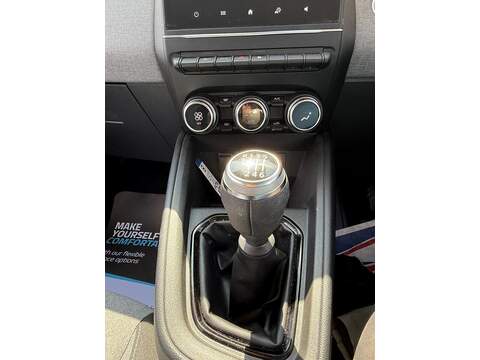 Renault Clio 1.0 TCe evolution Euro 6 (s/s) 5dr - U80633