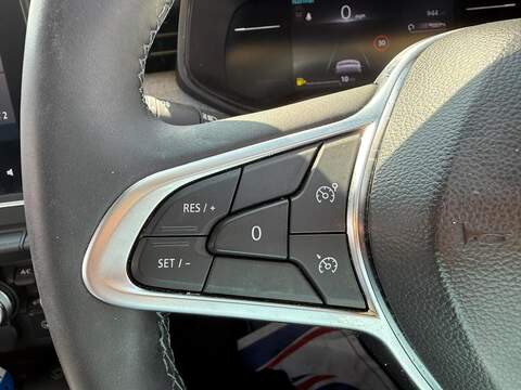 Renault Clio 1.0 TCe evolution Euro 6 (s/s) 5dr - U80633