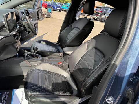 Ford Focus 1.0T EcoBoost ST-Line X Euro 6 (s/s) 5dr - U80635