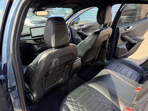Ford Focus 1.0T EcoBoost ST-Line X Euro 6 (s/s) 5dr - U80635