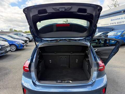 Ford Focus 1.0T EcoBoost ST-Line X Euro 6 (s/s) 5dr - U80635