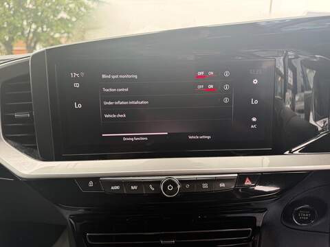 Vauxhall Mokka Electric 50kWh Ultimate Auto 5dr - U80637