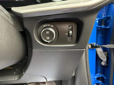 Vauxhall Mokka Electric 50kWh Ultimate Auto 5dr - U80637