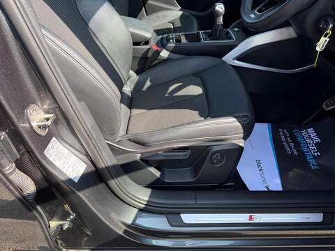 Audi Q2 1.5 TFSI CoD 35 S line Euro 6 (s/s) 5dr - U80639