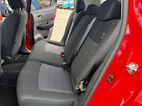 Nissan Leaf 39kWh N-Connecta Auto 5dr - U80667