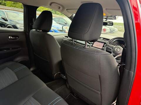Nissan Leaf 39kWh N-Connecta Auto 5dr - U80667