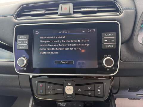 Nissan Leaf 39kWh N-Connecta Auto 5dr - U80667