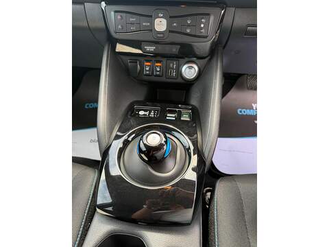 Nissan Leaf 39kWh N-Connecta Auto 5dr - U80667