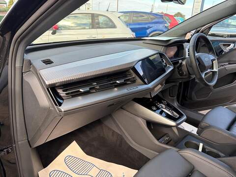 Audi Q4 e-tron 45 Sport Auto quattro 5dr 82kWh - U80668