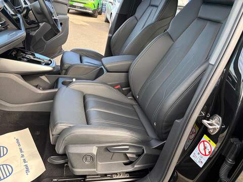Audi Q4 e-tron 45 Sport Auto quattro 5dr 82kWh - U80668