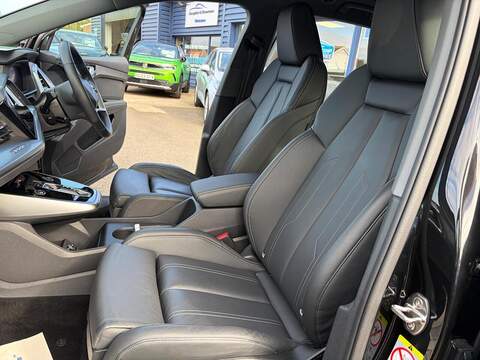 Audi Q4 e-tron 45 Sport Auto quattro 5dr 82kWh - U80668