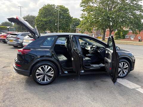 Audi Q4 e-tron 45 Sport Auto quattro 5dr 82kWh - U80668