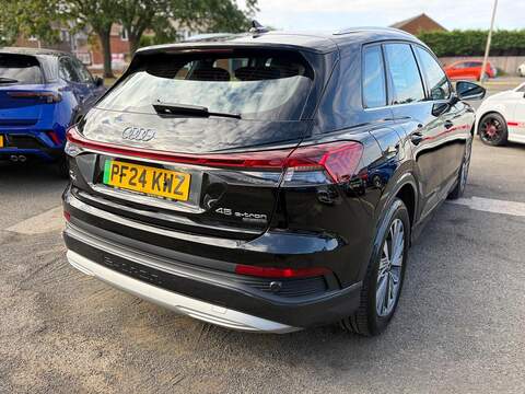 Audi Q4 e-tron 45 Sport Auto quattro 5dr 82kWh - U80668
