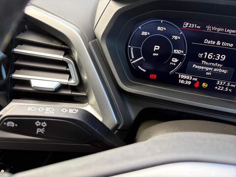 Audi Q4 e-tron 45 Sport Auto quattro 5dr 82kWh - U80668