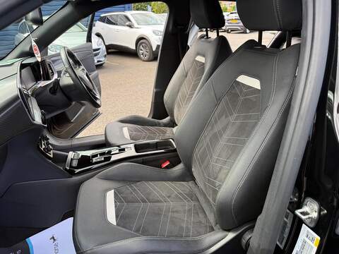 Vauxhall Mokka Electric 50kWh Ultimate Auto 5dr - U80670