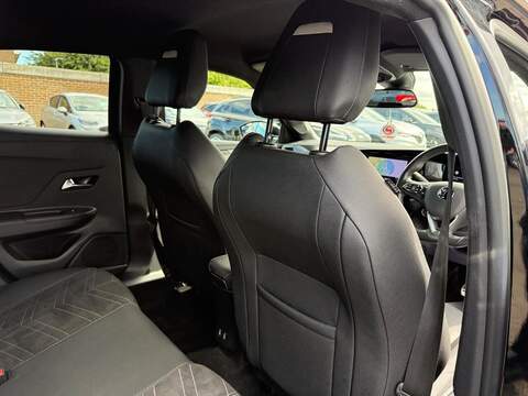 Vauxhall Mokka Electric 50kWh Ultimate Auto 5dr - U80670