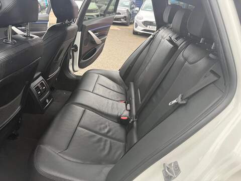BMW 3 Series 2.0 318d M Sport Touring 5dr Diesel Auto Euro 6 (s/s) (150 ps) - U80677