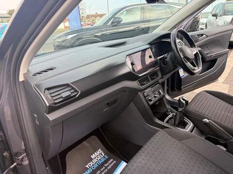 Volkswagen T-Cross 1.0 TSI SE SUV 5dr Petrol Manual Euro 6 (s/s) (95 ps) - U80678