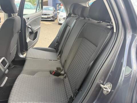Volkswagen T-Cross 1.0 TSI SE SUV 5dr Petrol Manual Euro 6 (s/s) (95 ps) - U80678