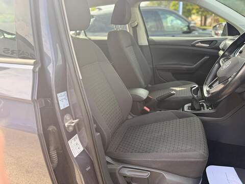 Volkswagen T-Cross 1.0 TSI SE SUV 5dr Petrol Manual Euro 6 (s/s) (95 ps) - U80678