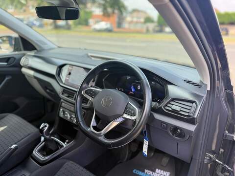 Volkswagen T-Cross 1.0 TSI SE SUV 5dr Petrol Manual Euro 6 (s/s) (95 ps) - U80678
