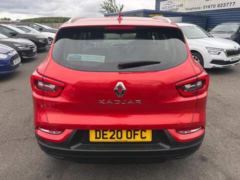 Renault Kadjar 1.3 TCe Iconic SUV 5dr Petrol Manual Euro 6 (s/s) (140 ps) - U80680