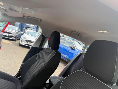Ford Focus 1.0T EcoBoost MHEV Titanium Edition Estate 5dr Petrol Manual Euro 6 (s/s) (155 ps) - U80682