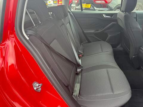 Ford Focus 1.0T EcoBoost MHEV Titanium Edition Estate 5dr Petrol Manual Euro 6 (s/s) (155 ps) - U80682